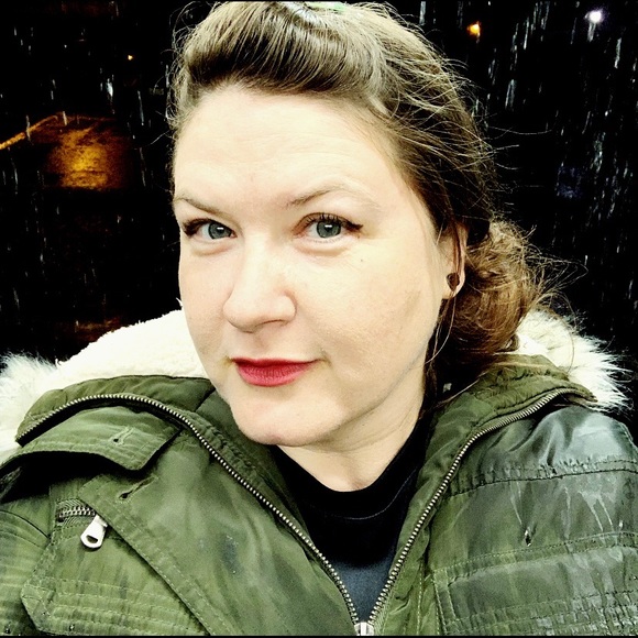 Meet your Posher, Shawna-jean - Picture 2 of 6